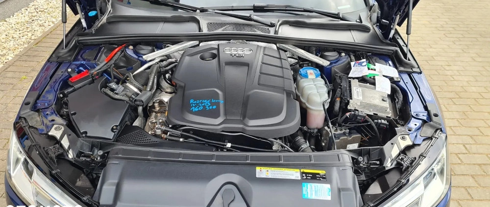Audi A4 cena 85500 przebieg: 172000, rok produkcji 2016 z Busko-Zdrój małe 704